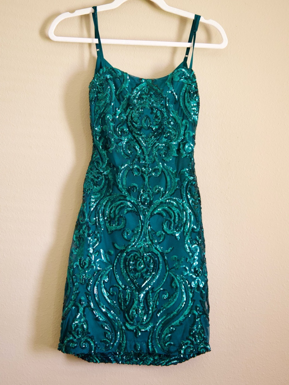 B Darlin Emerald Green Sequin Open Back Cocktail Dress 5 6